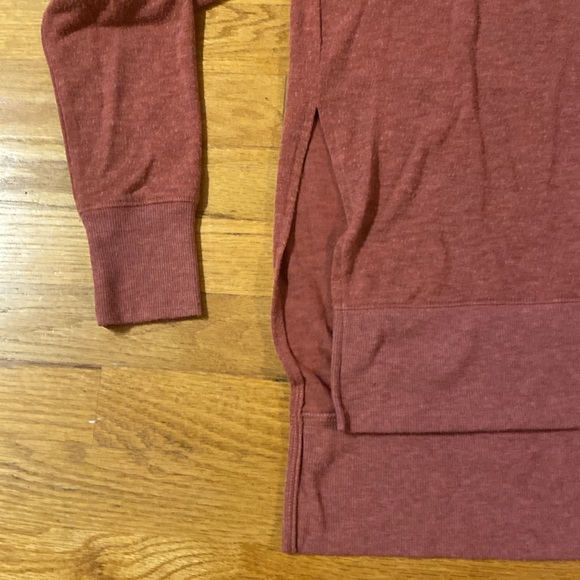 Alo Yoga Glimpse Sweatshirt XS - Picture 2 of 6